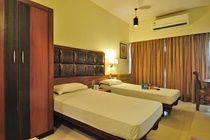 Hotel Fabhotel Mi Road Jaipur